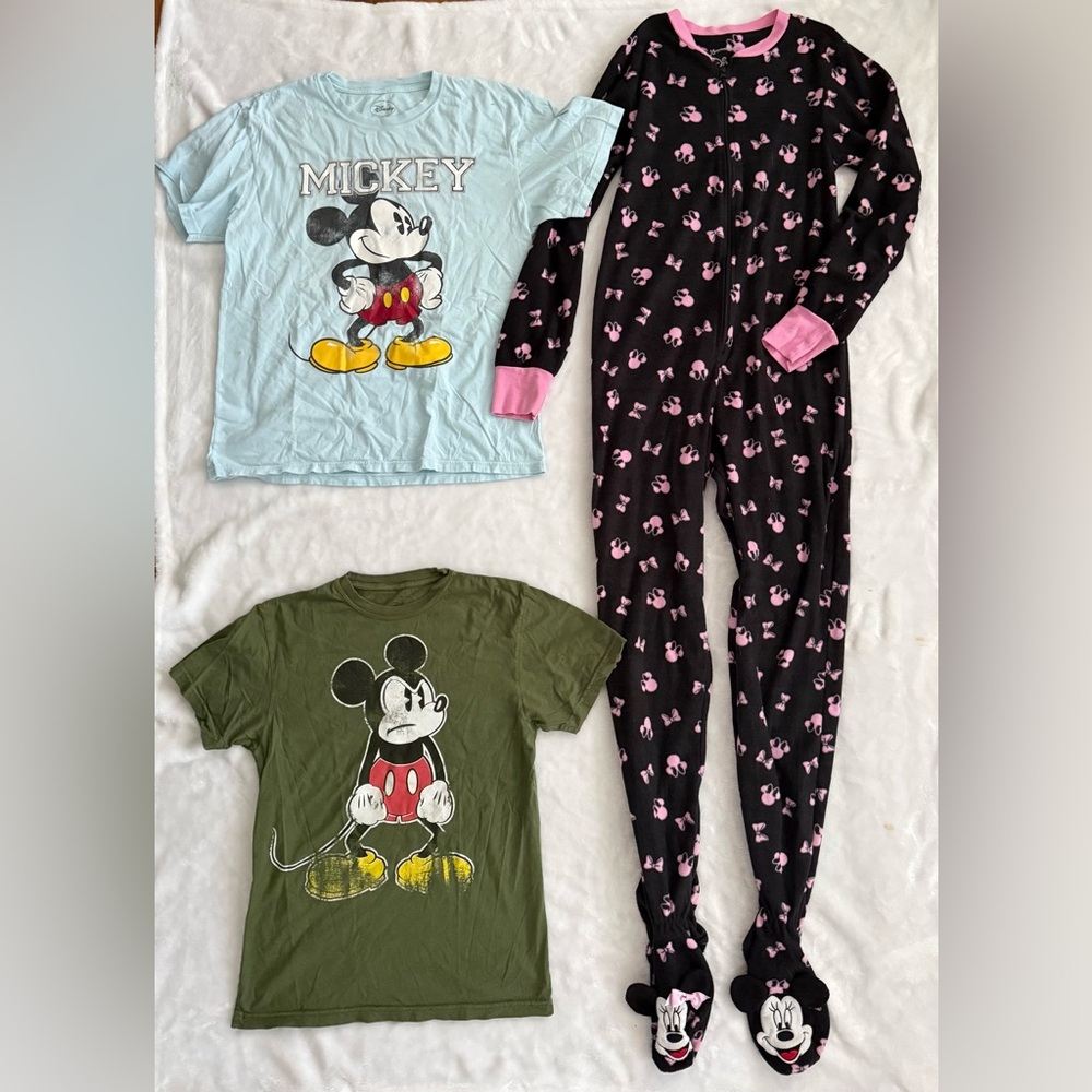 3 DISNEY MICKEY MOUSE CLOTHES